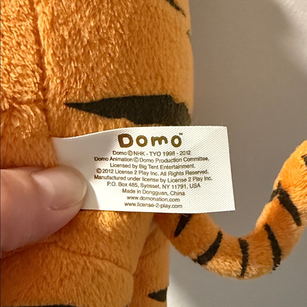 Vintage 2012 Domo Kun Plush Tiger Toy - Picture 3 of 3